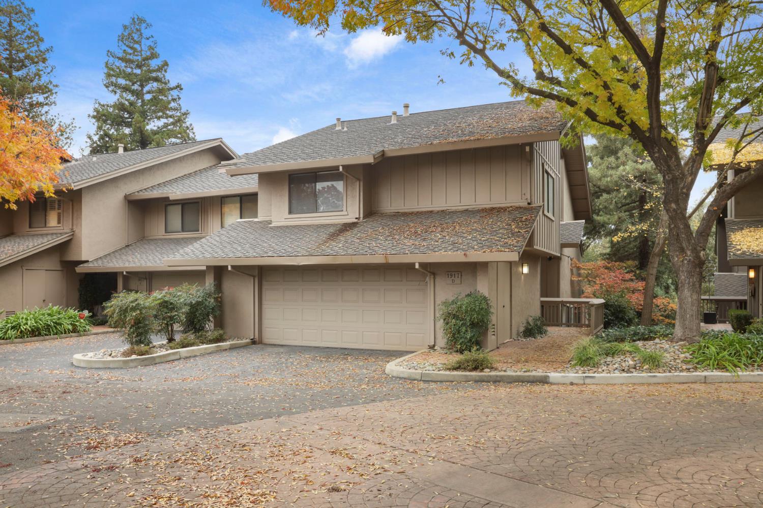 1917 Edgebrook Dr #D, Modesto, CA 95354