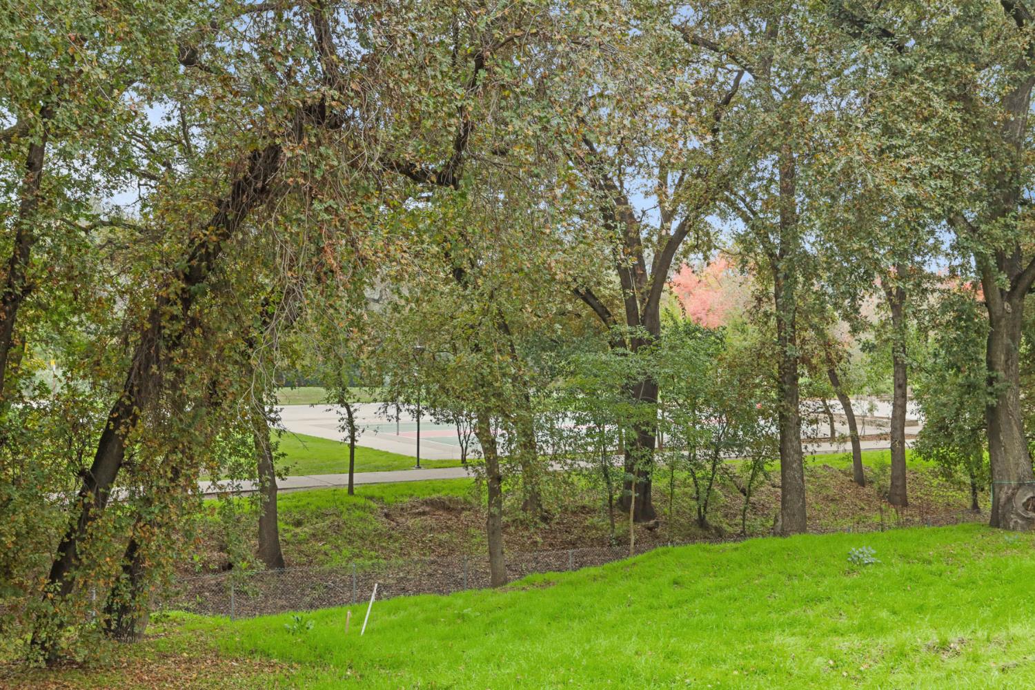 1917 Edgebrook Dr #D, Modesto, CA 95354