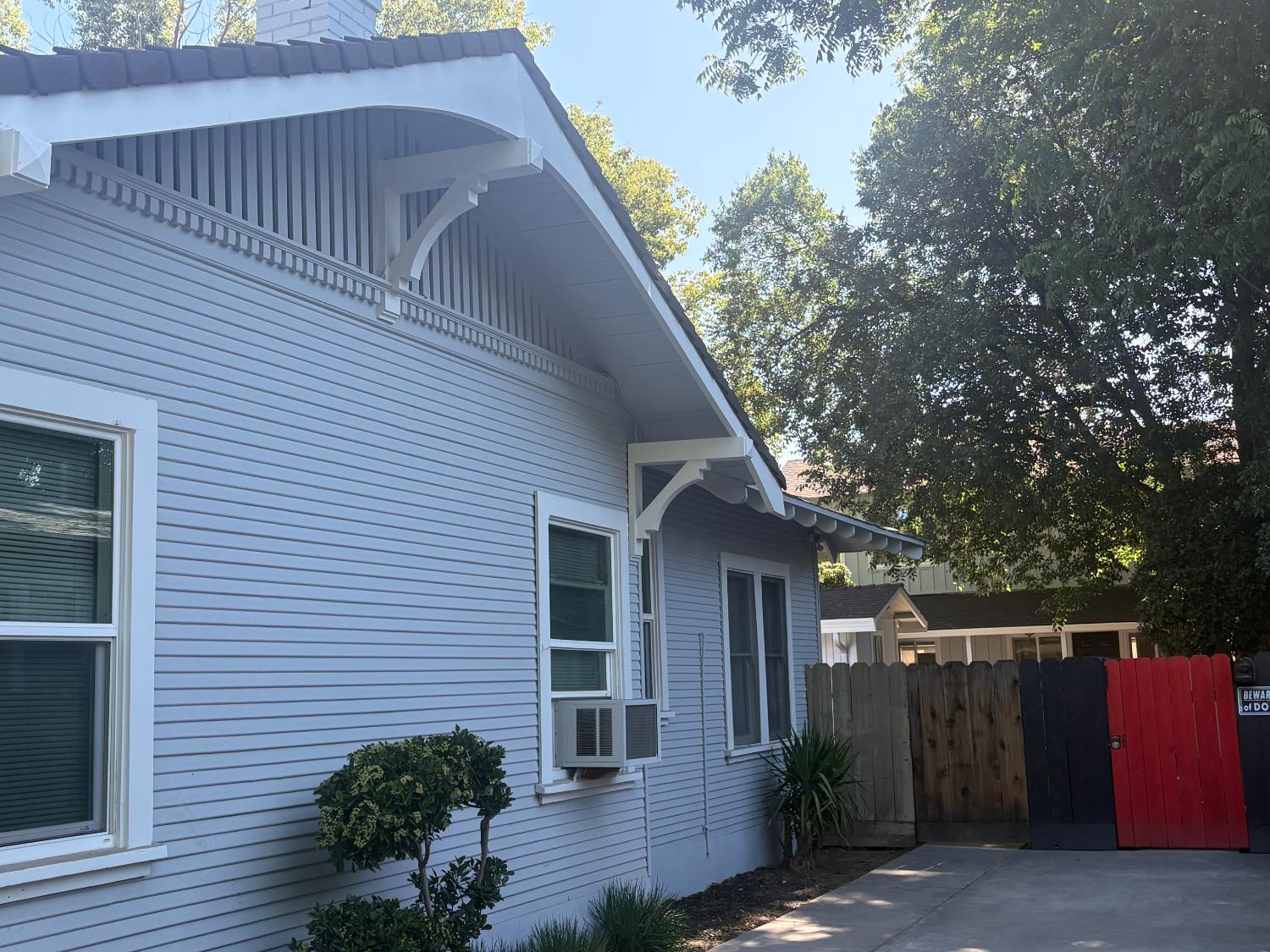 422 Sycamore Ave, Modesto, CA 95354