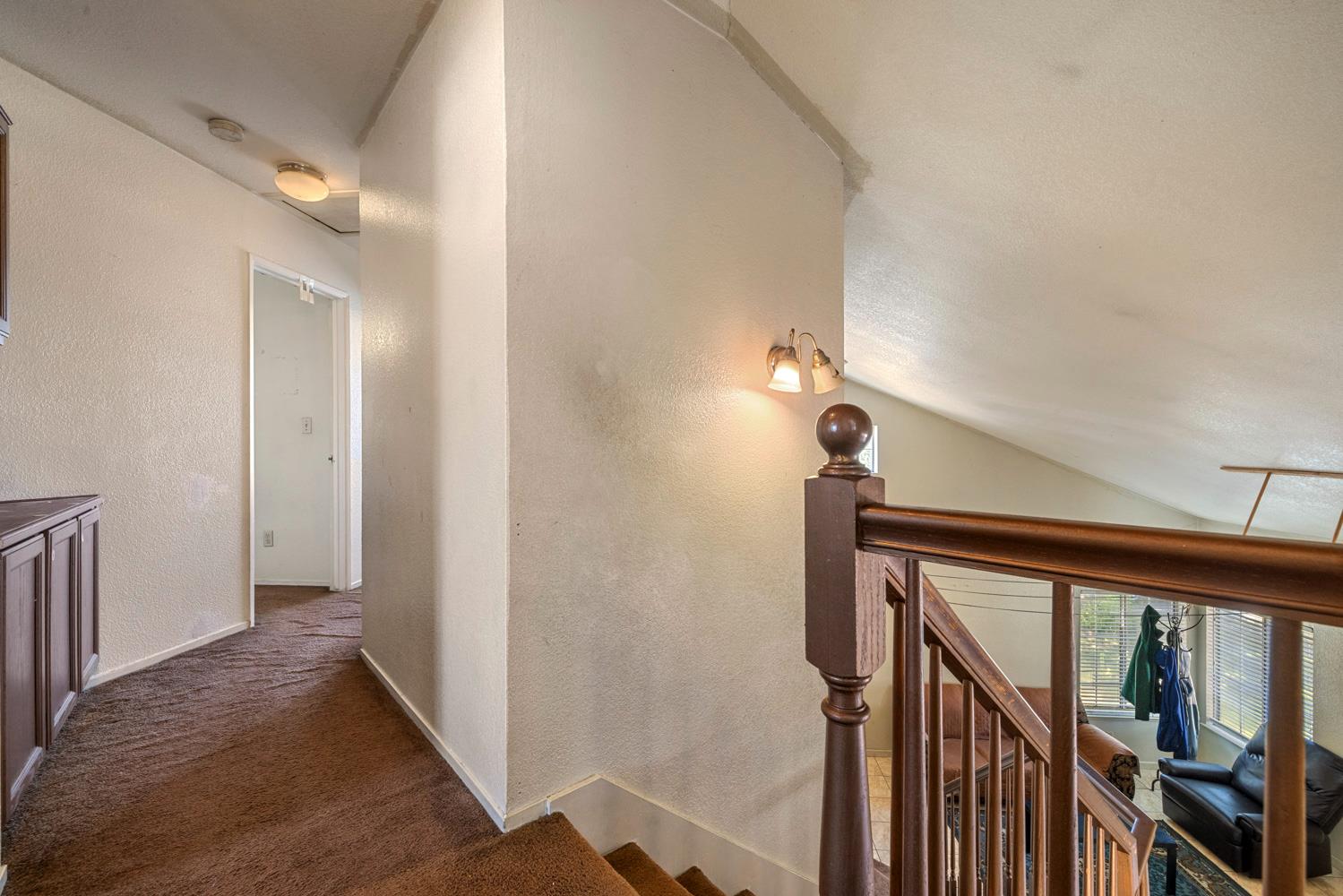 916 Fall River Dr, Modesto, CA 95351