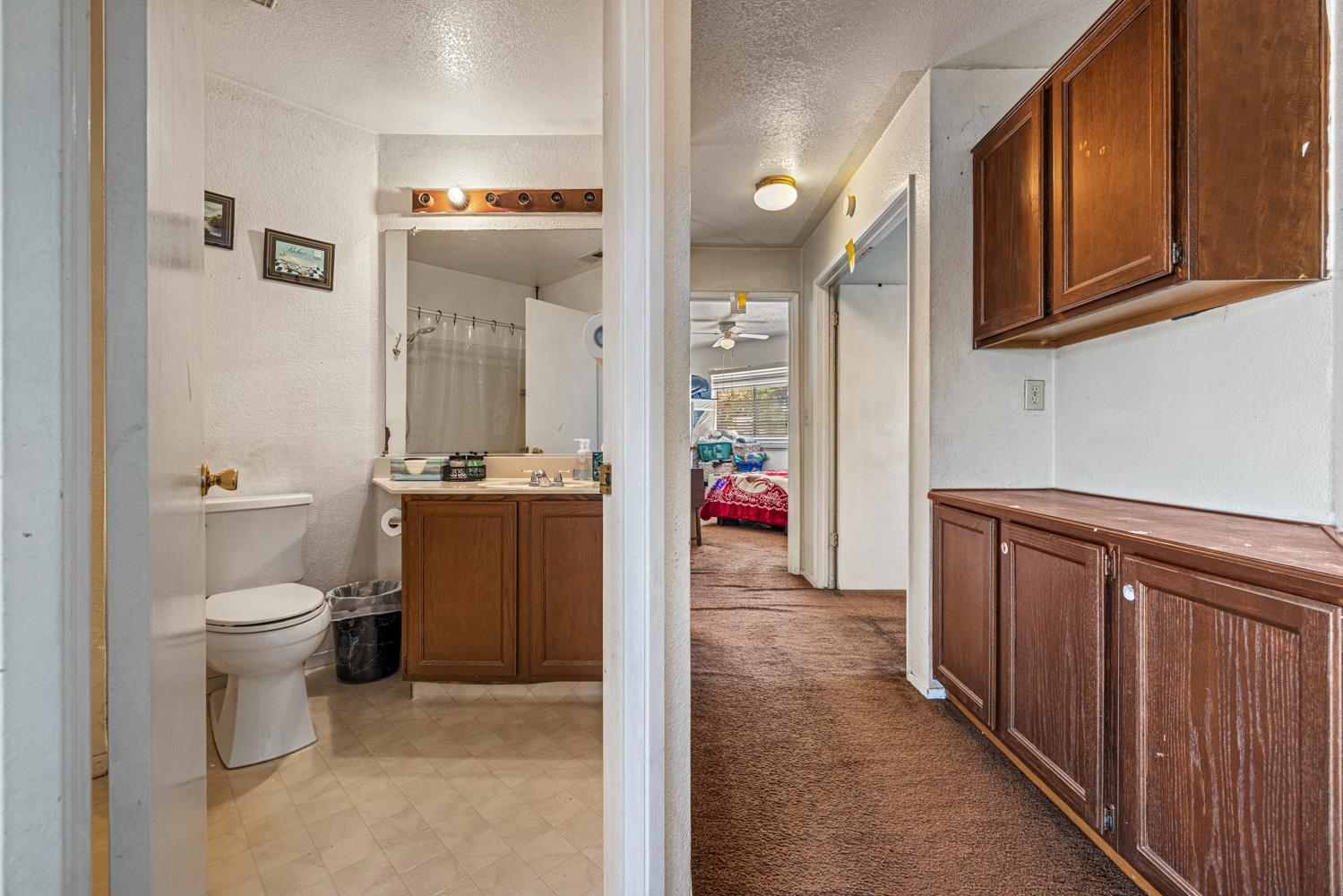 916 Fall River Dr, Modesto, CA 95351