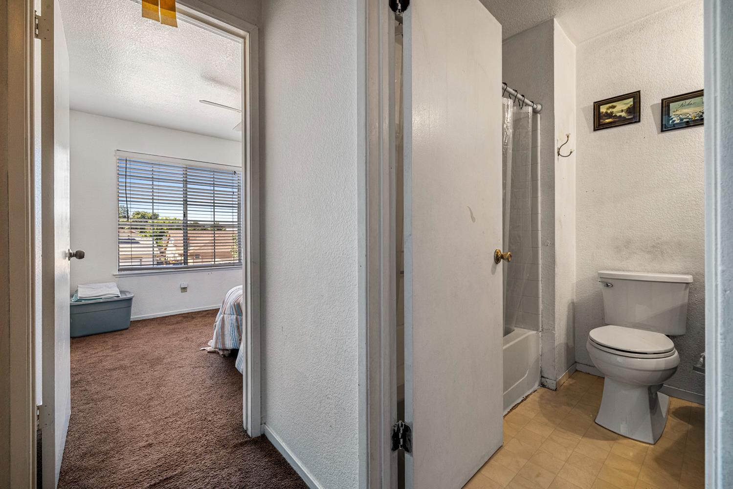 916 Fall River Dr, Modesto, CA 95351