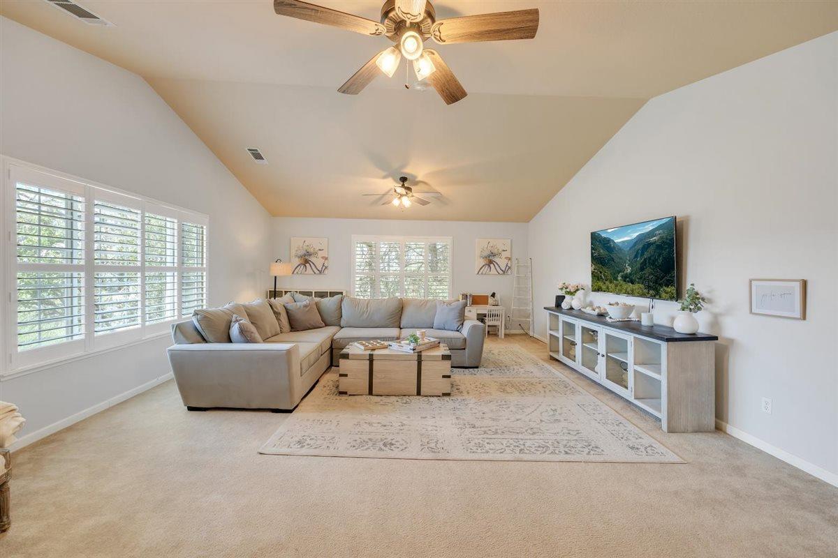2441 Quail Hill Rd, Copperopolis, CA 95228