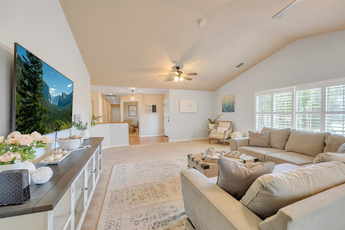 2441 Quail Hill Rd, Copperopolis, CA 95228