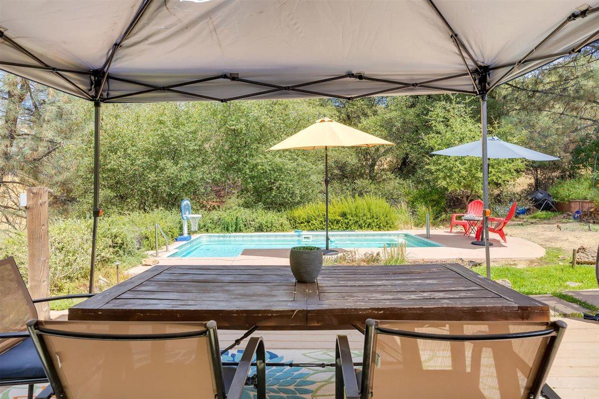 2441 Quail Hill Rd, Copperopolis, CA 95228