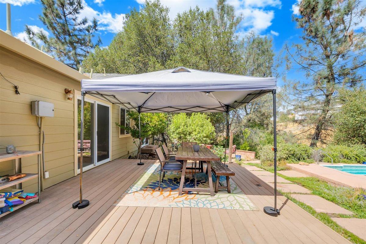 2441 Quail Hill Rd, Copperopolis, CA 95228