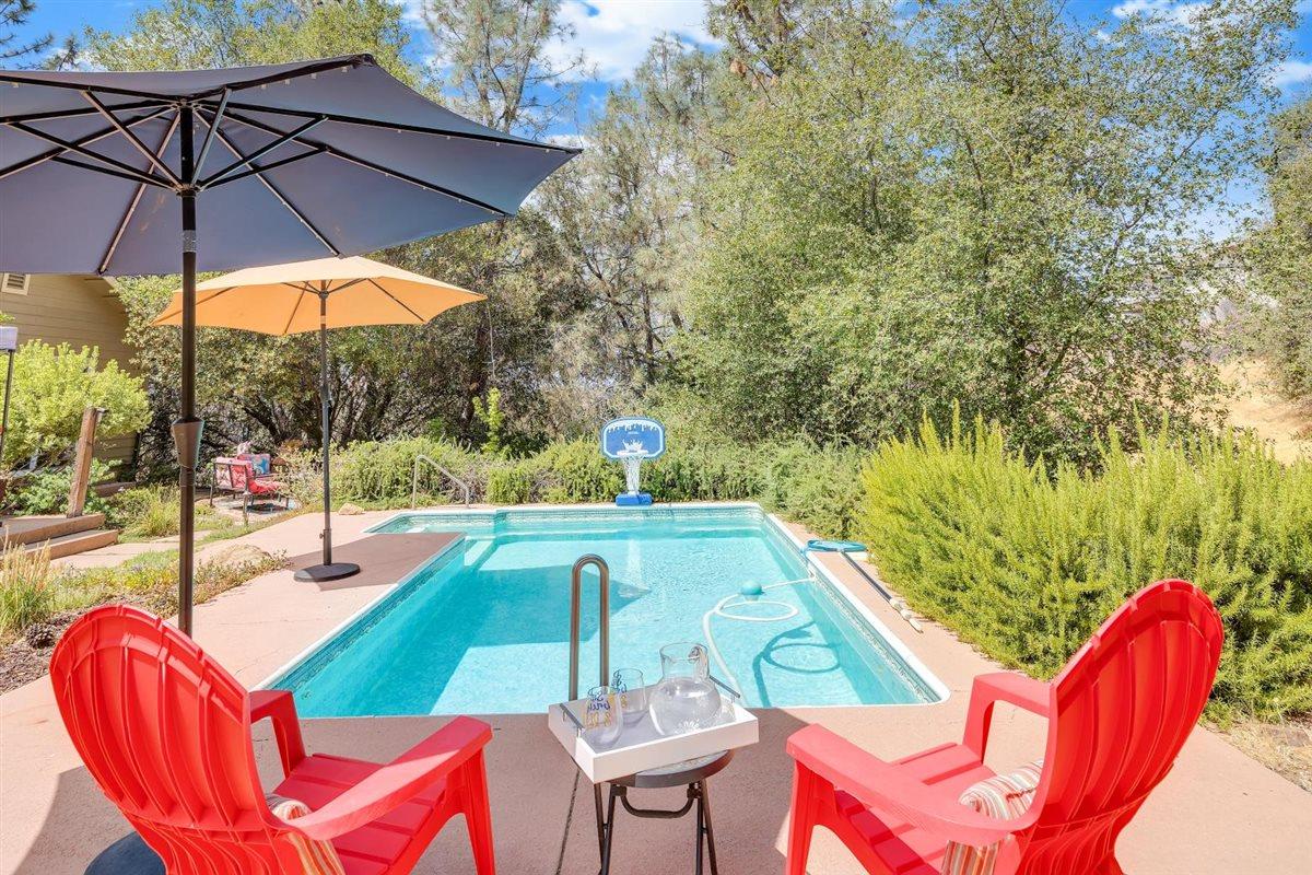 2441 Quail Hill Rd, Copperopolis, CA 95228