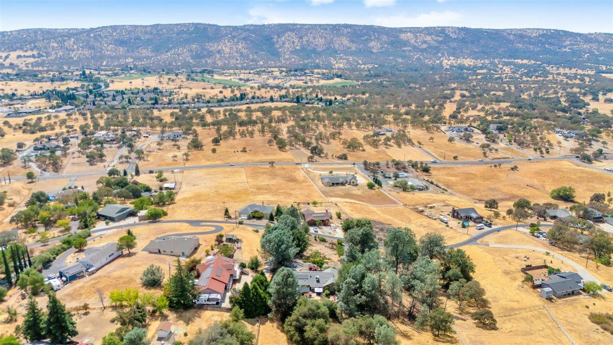 2441 Quail Hill Rd, Copperopolis, CA 95228