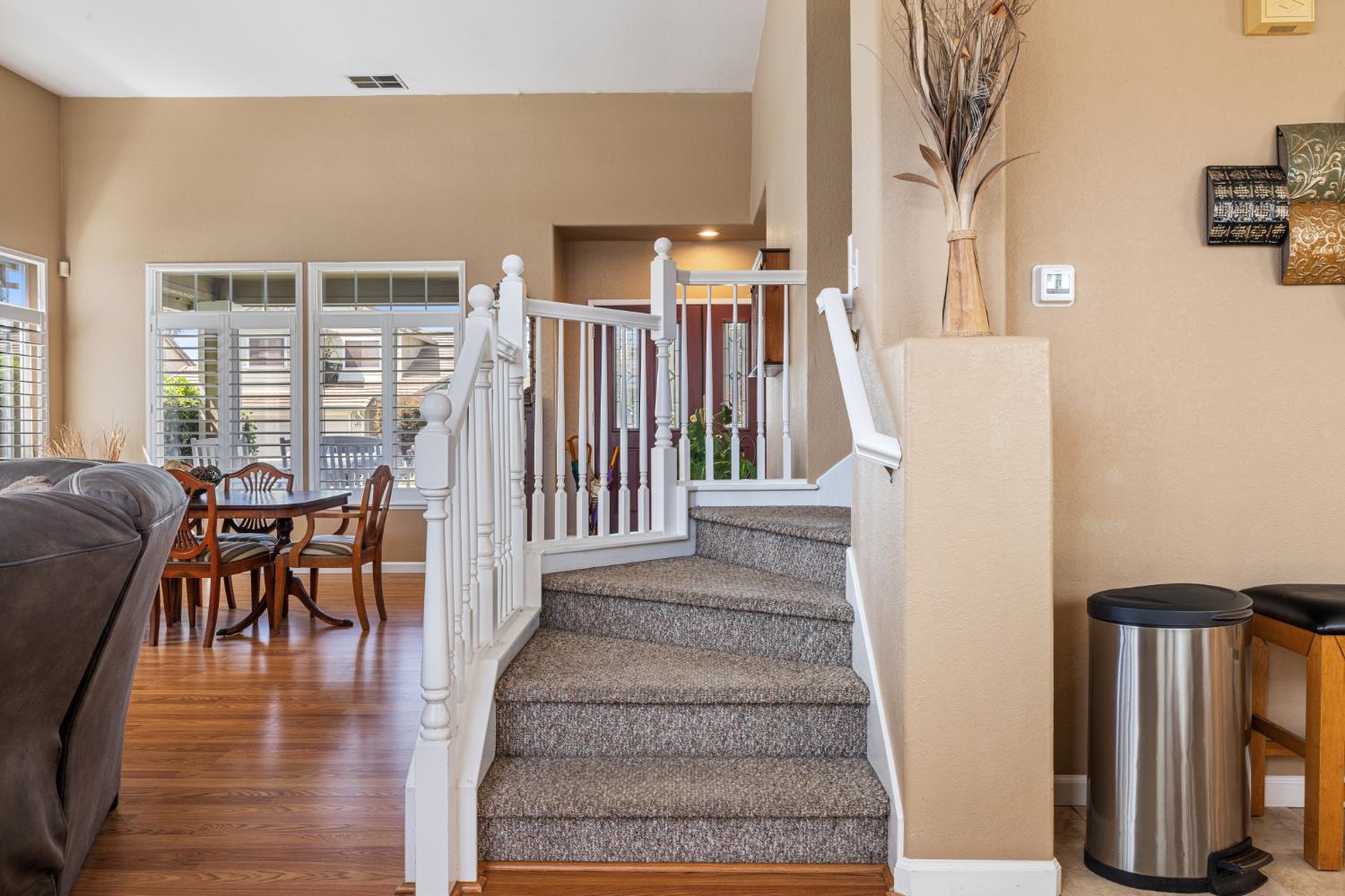 1956 Box Car Dr, Manteca, CA 95337