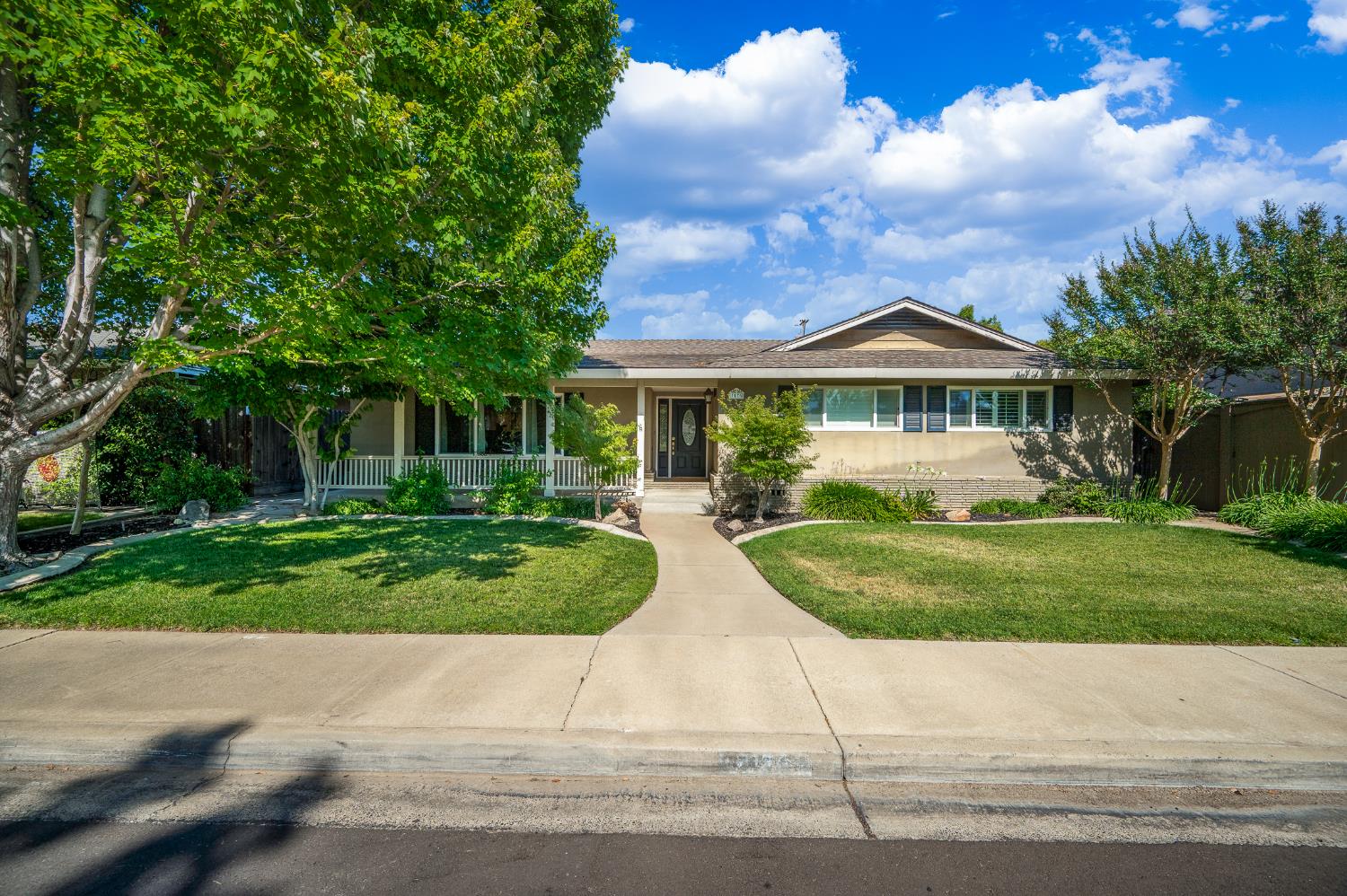 1176 La Sombra Ct, Turlock, CA 95380