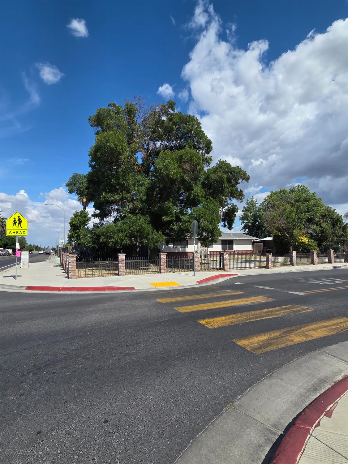 6986 California St, Winton, CA 95388