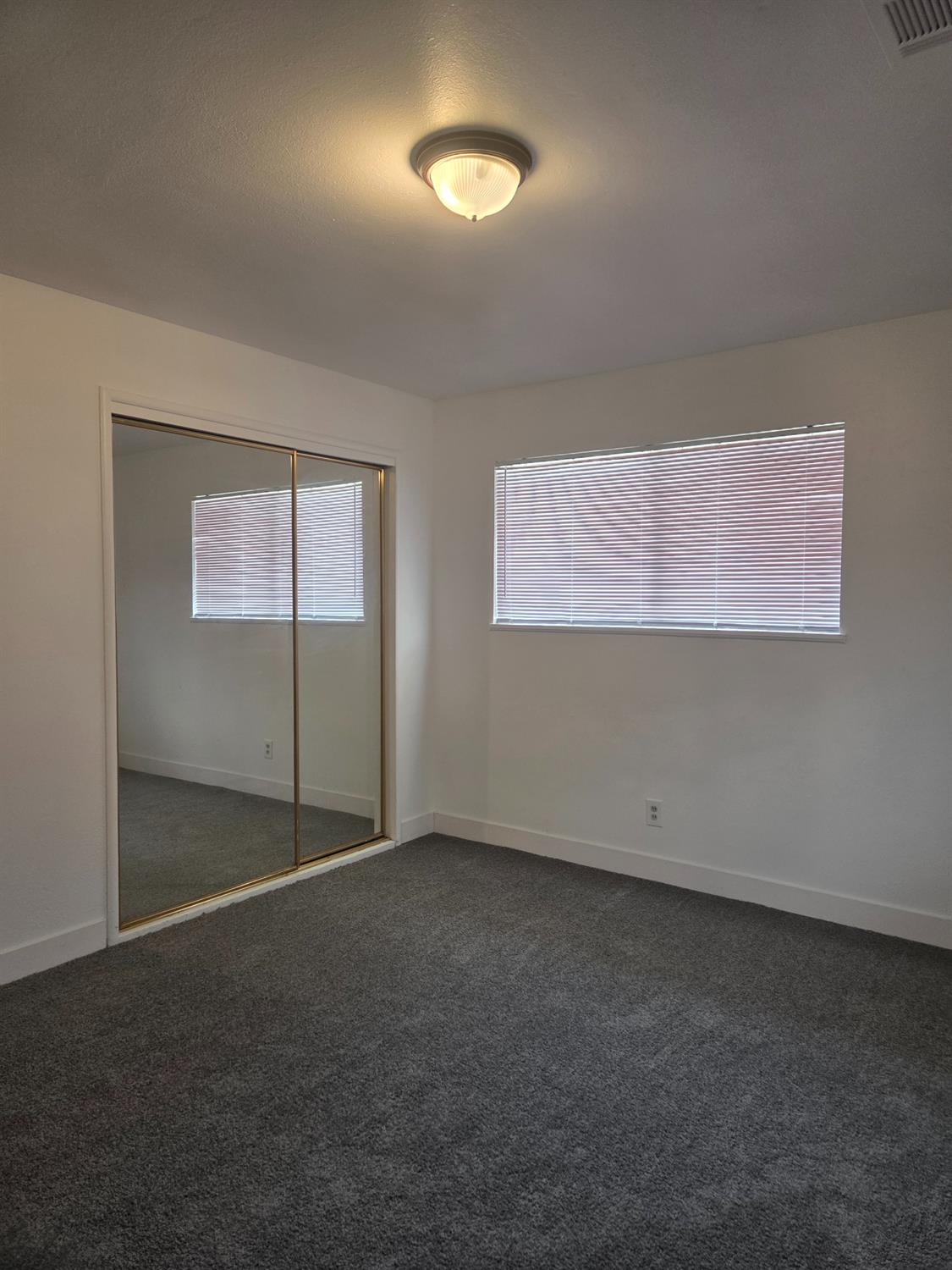 6986 California St, Winton, CA 95388