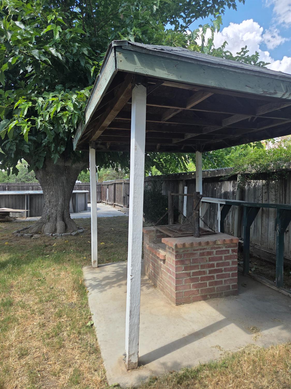 6986 California St, Winton, CA 95388