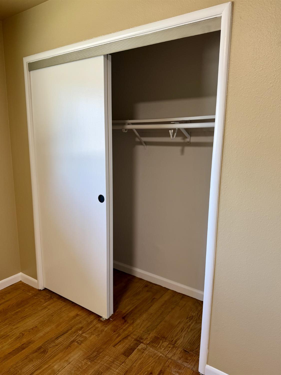 1128 Multnomah Dr, Modesto, CA 95350