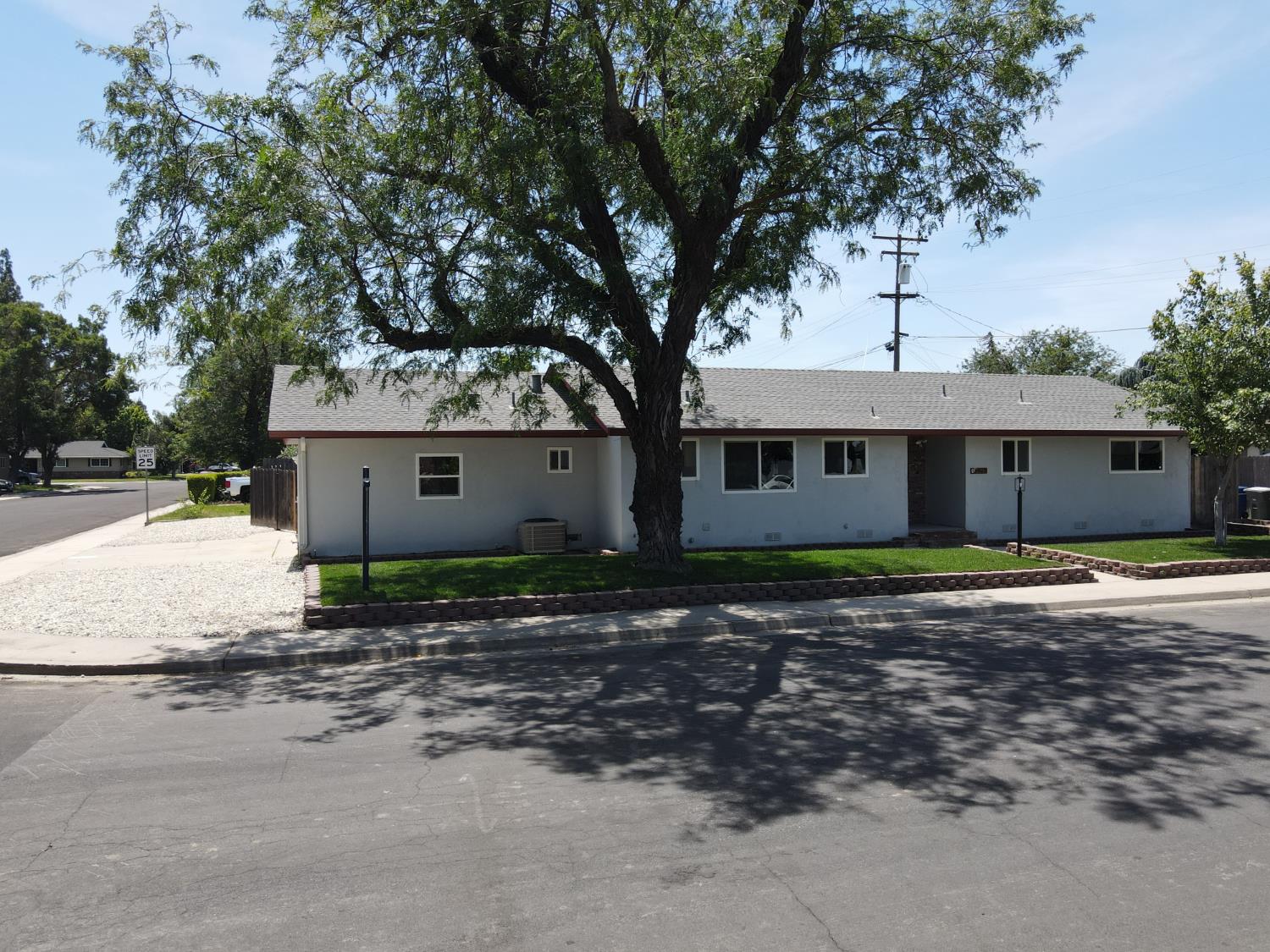 1128 Multnomah Dr, Modesto, CA 95350