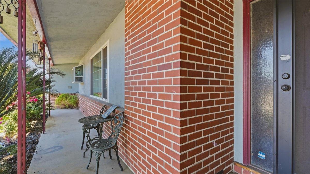 445 Northgate Dr, Manteca, CA 95336
