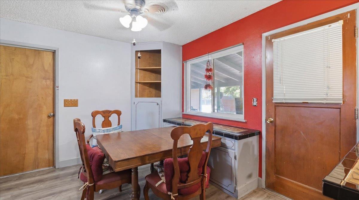 445 Northgate Dr, Manteca, CA 95336