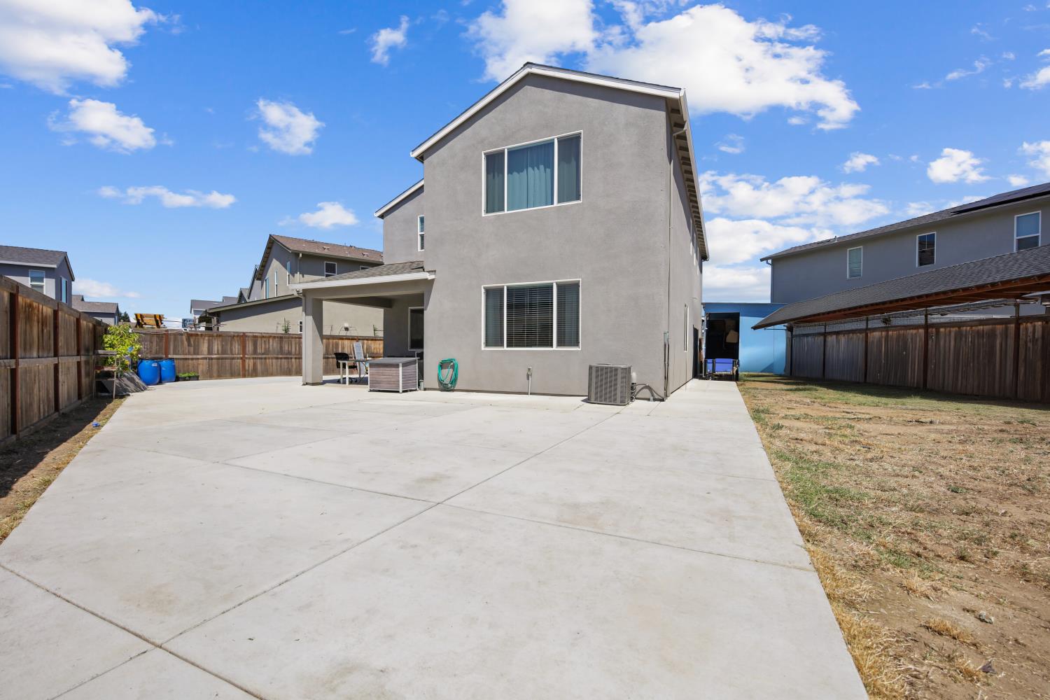 1718 Flaxen Ct, Manteca, CA 95337