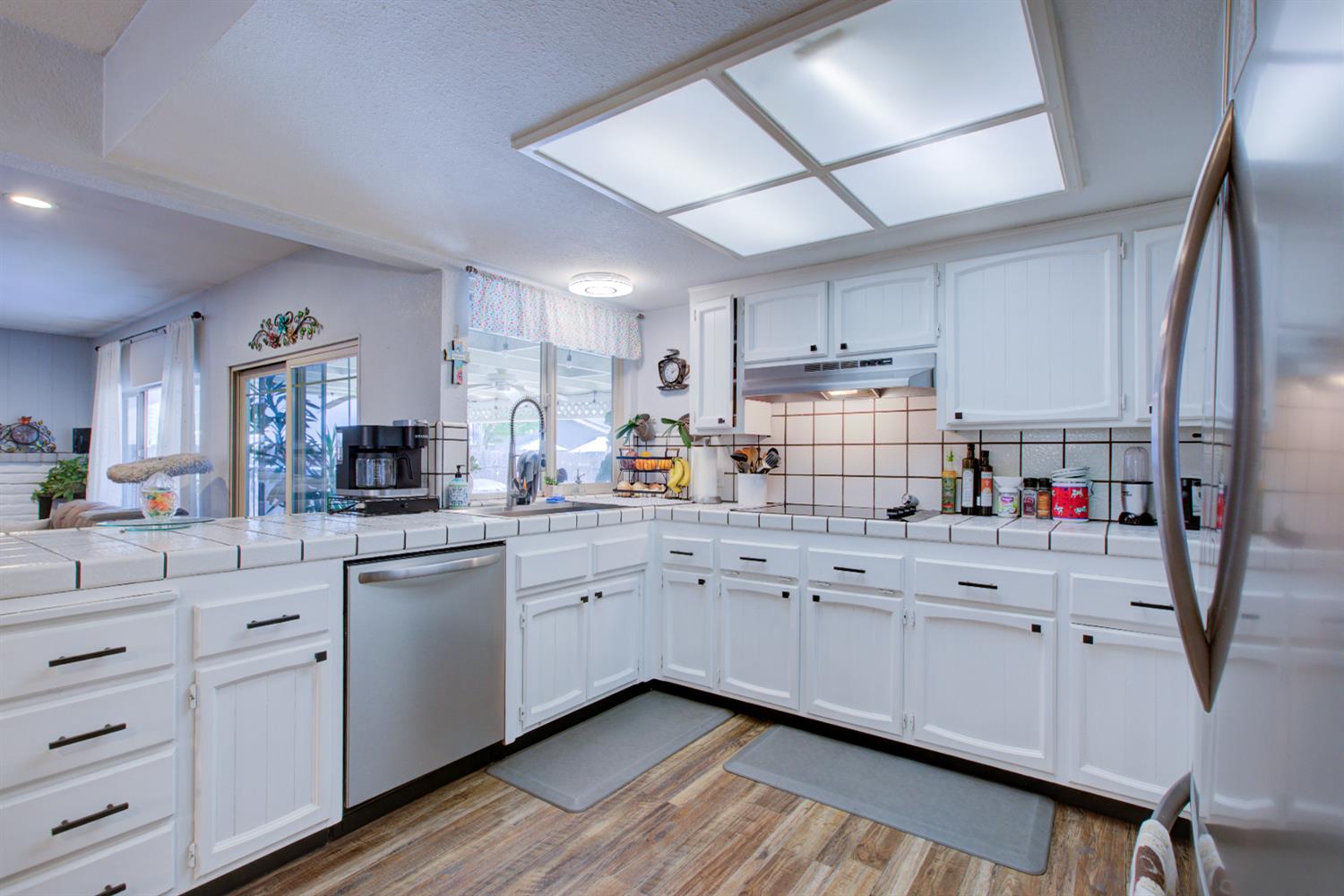 1146 Gregory Ct, Merced, CA 95340