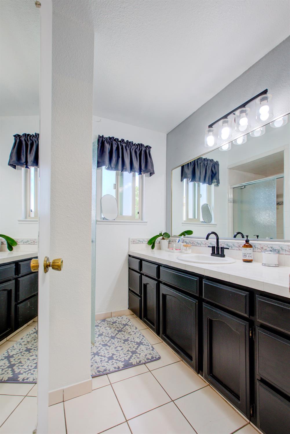 1146 Gregory Ct, Merced, CA 95340