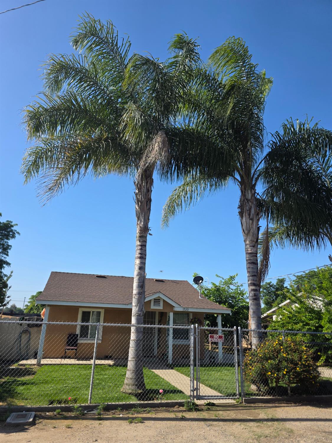 1720 Donald St, Modesto, CA 95351