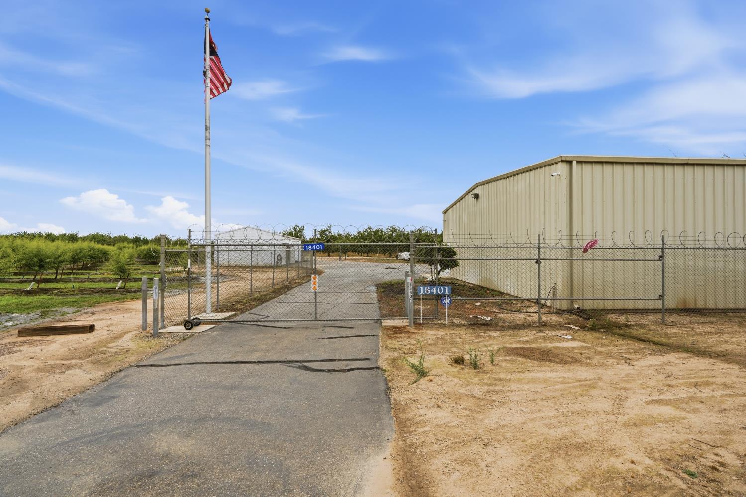 18401 S Carrolton, Ripon, CA 95366