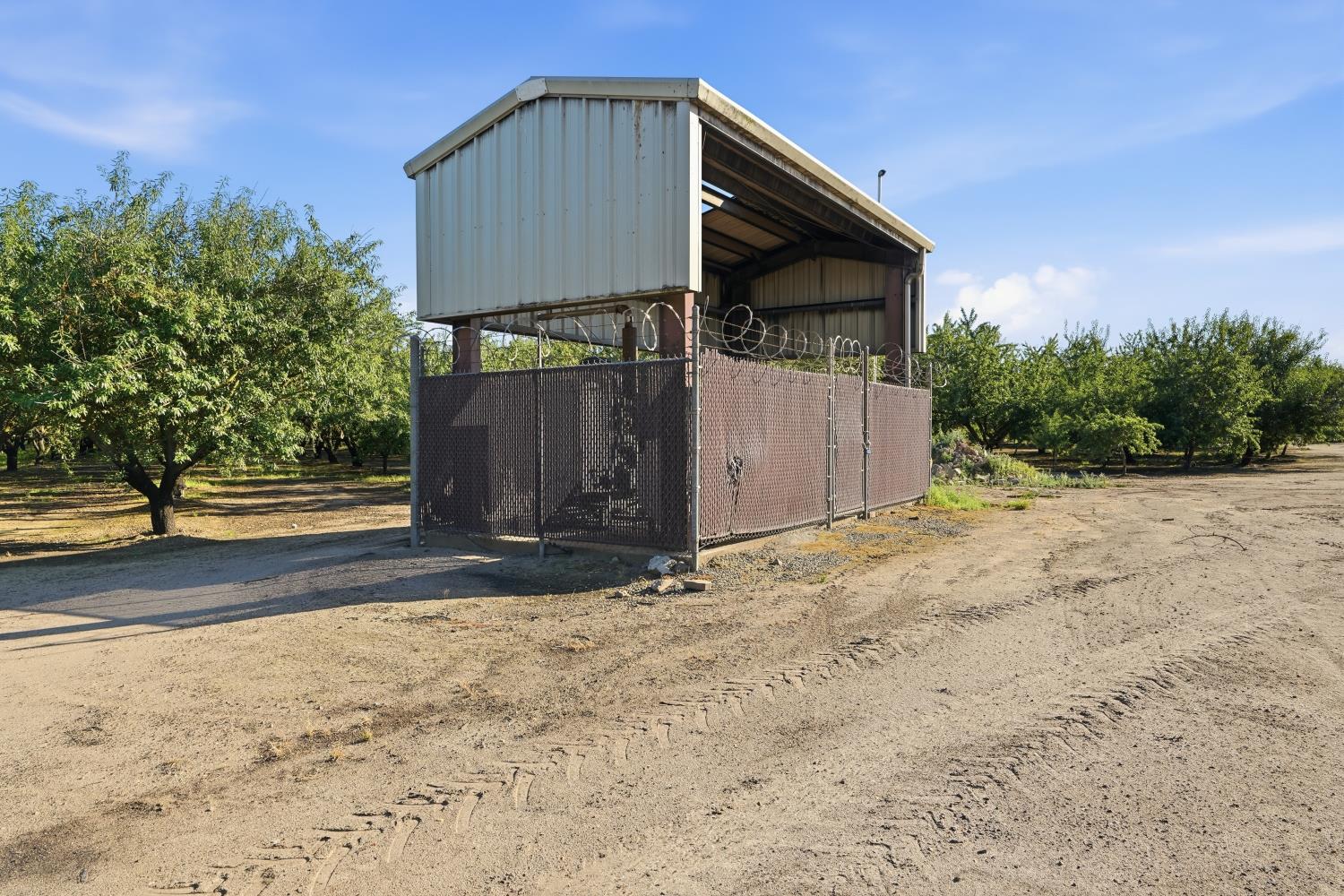 18401 S Carrolton, Ripon, CA 95366