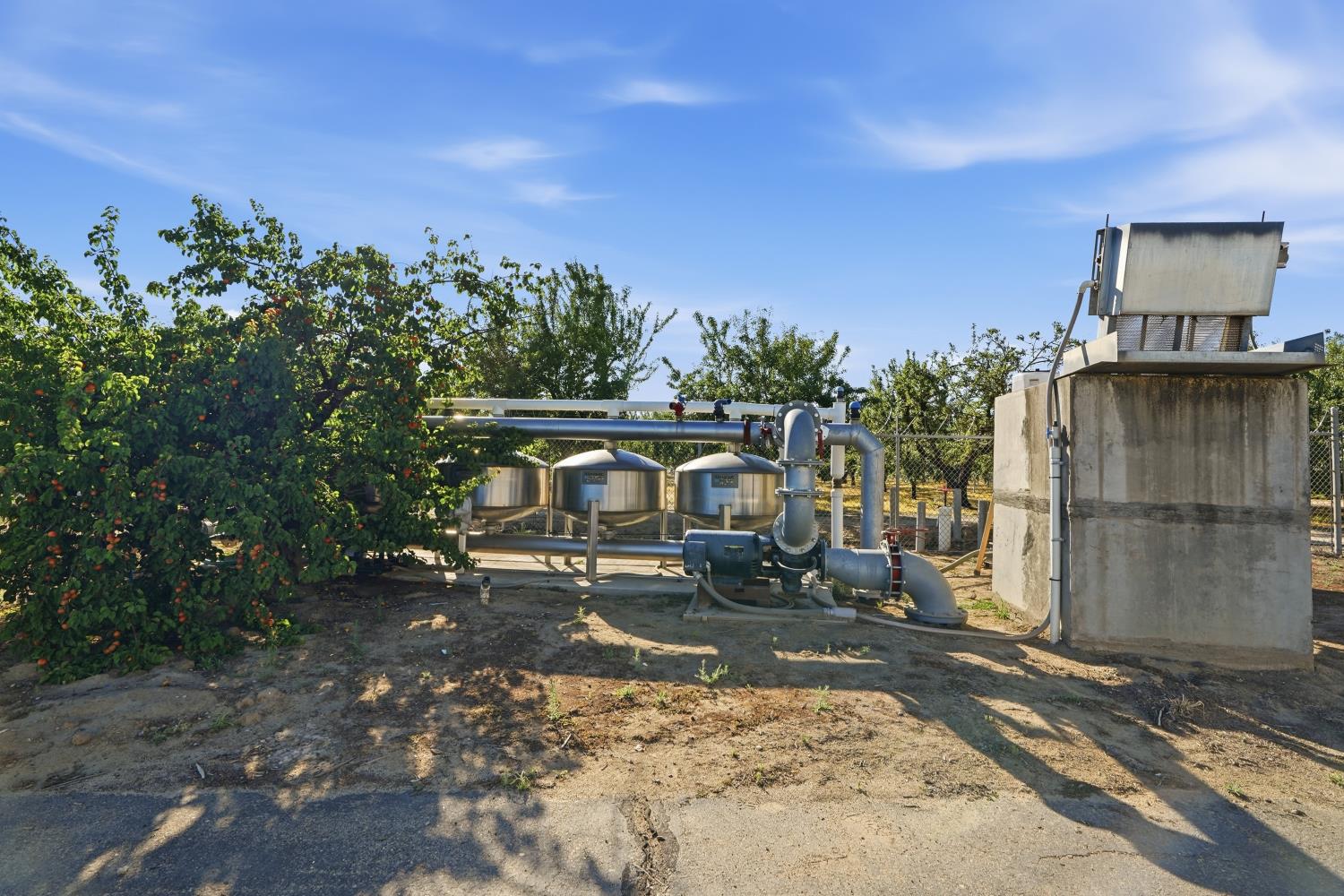 18401 S Carrolton, Ripon, CA 95366