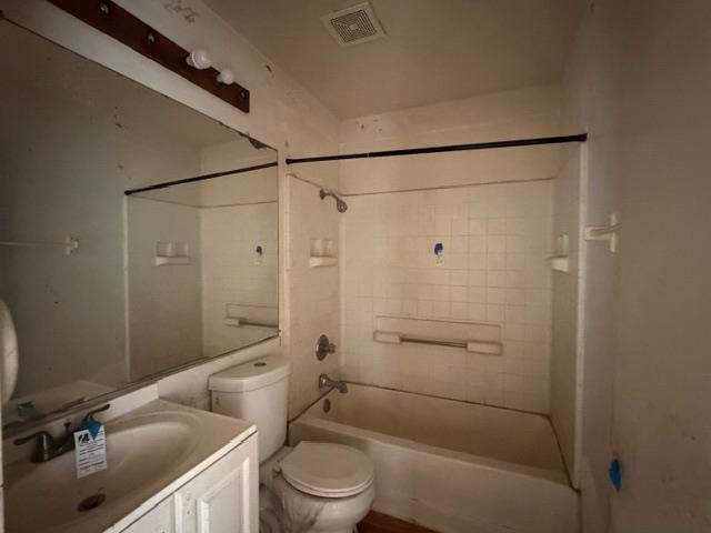 1299 Moonlight Dr, Ceres, CA 95307