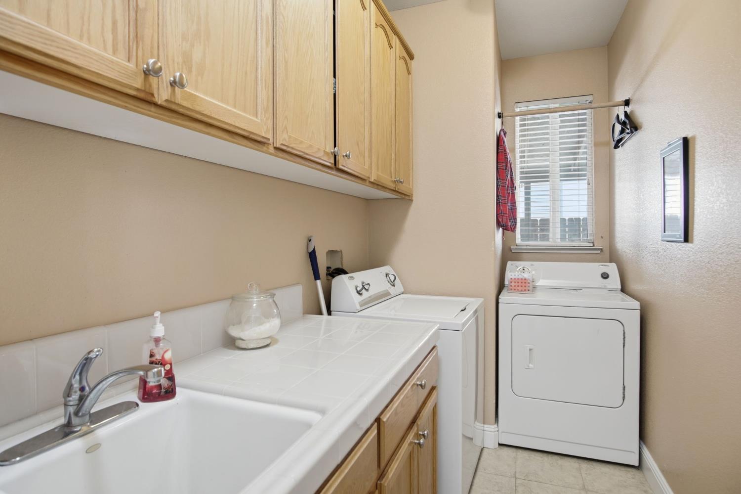 4104 Wheeler Peak Way, Modesto, CA 95356
