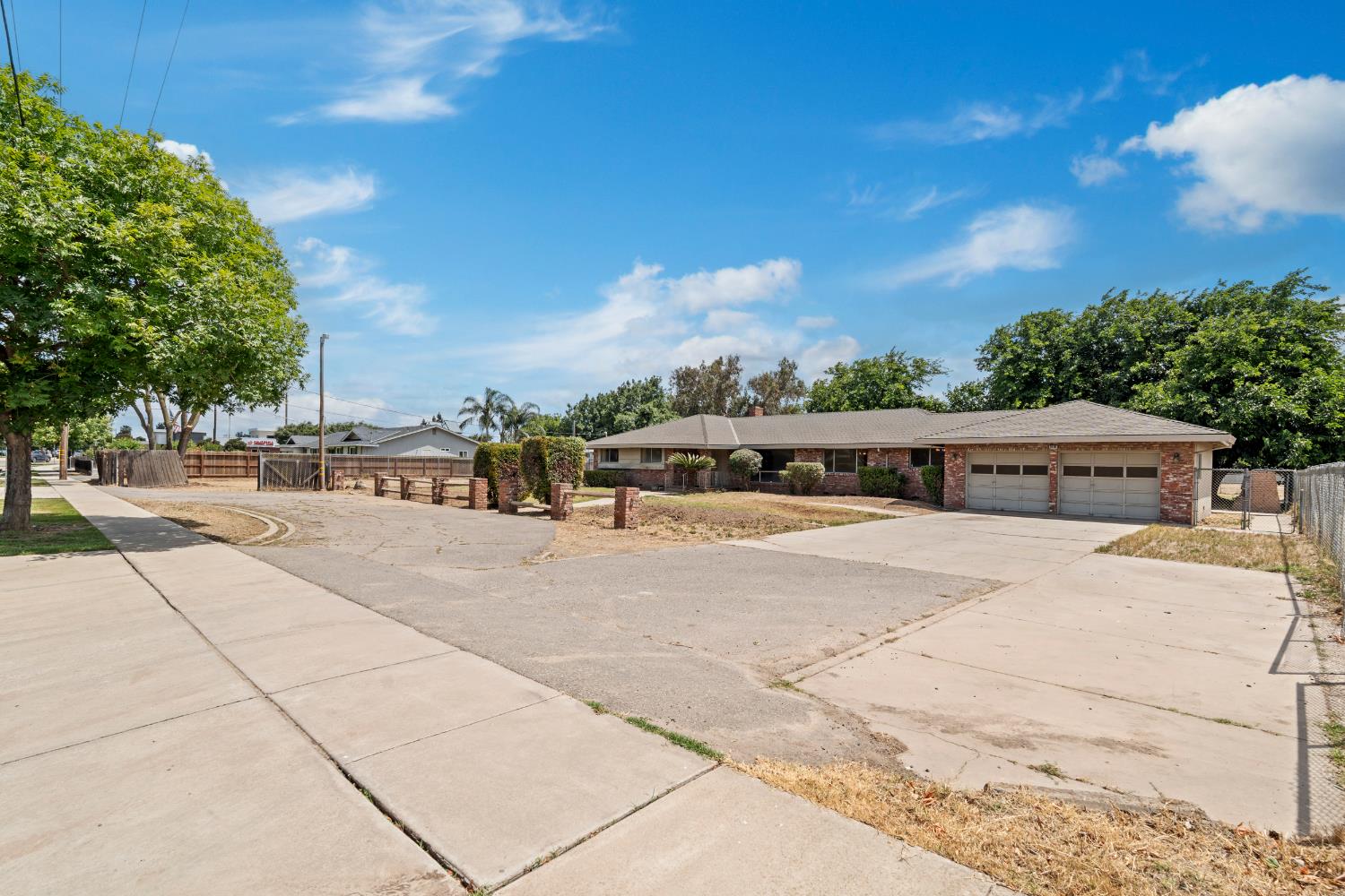 3460 Roselle Ave, Modesto, CA 95355