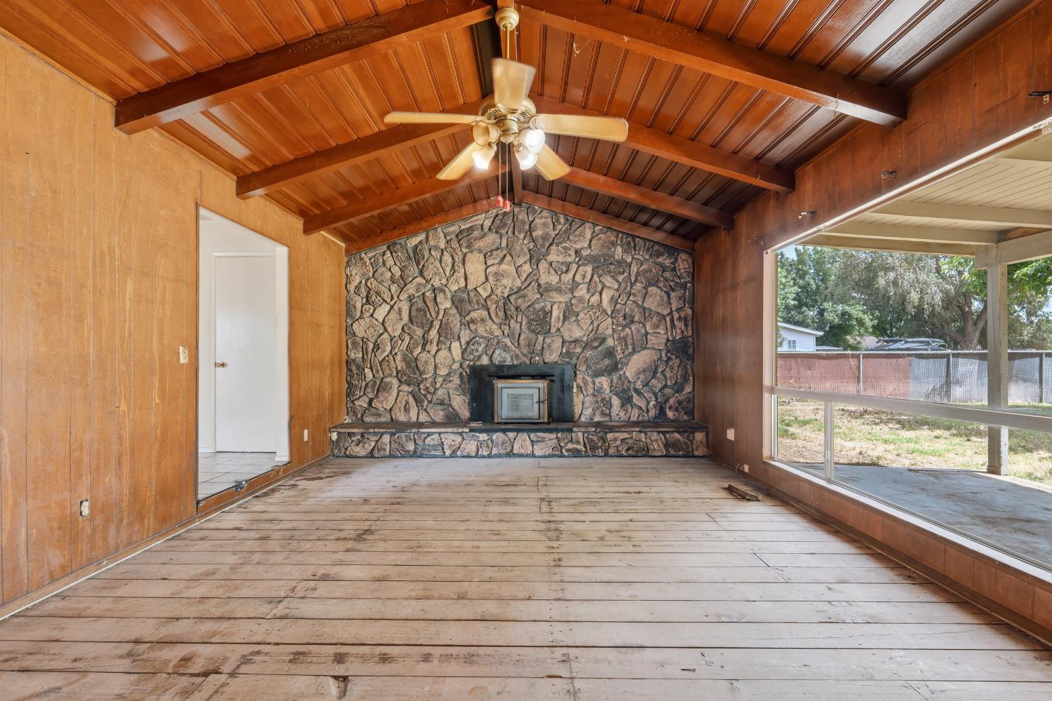 3460 Roselle Ave, Modesto, CA 95355