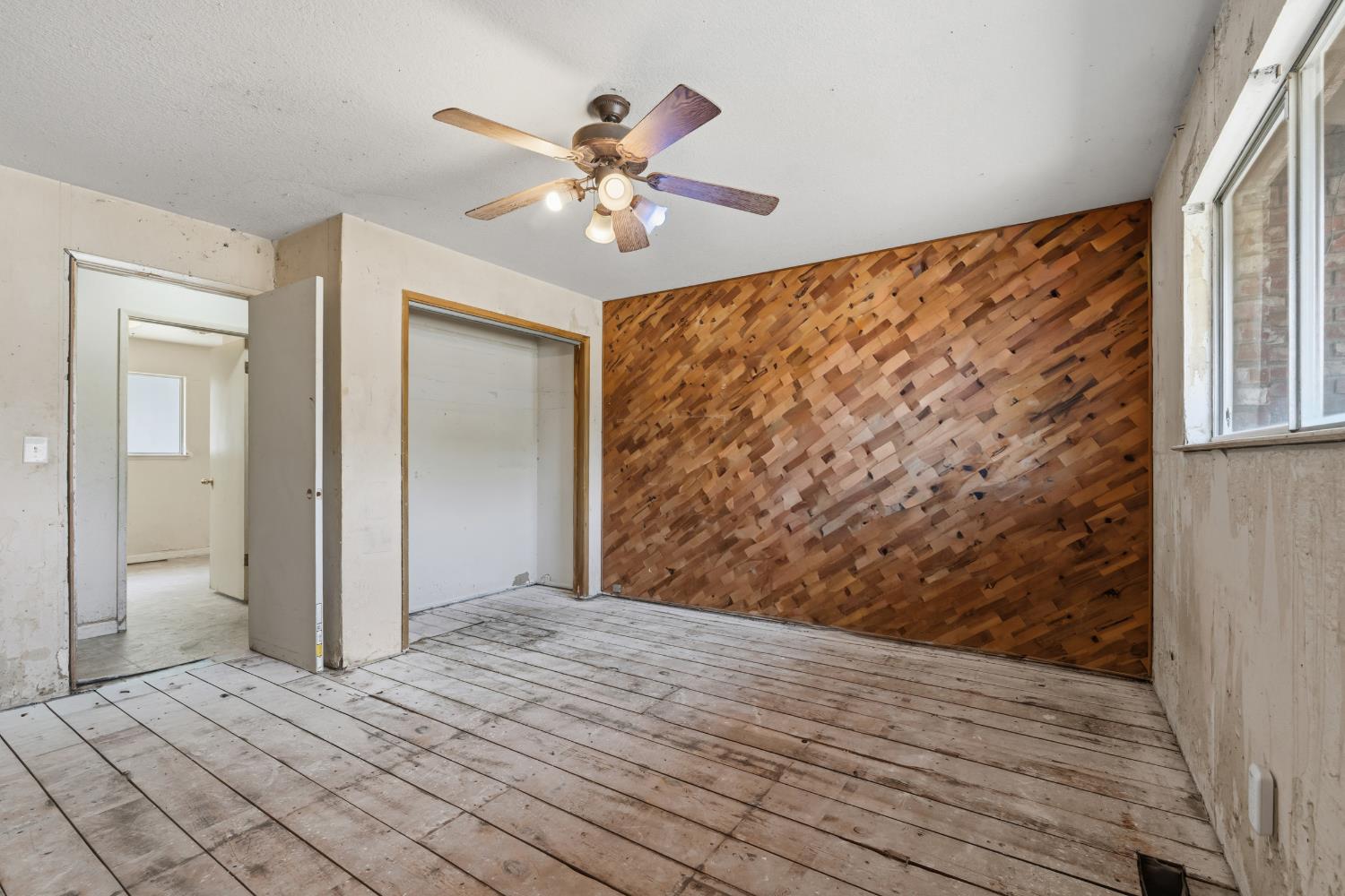 3460 Roselle Ave, Modesto, CA 95355