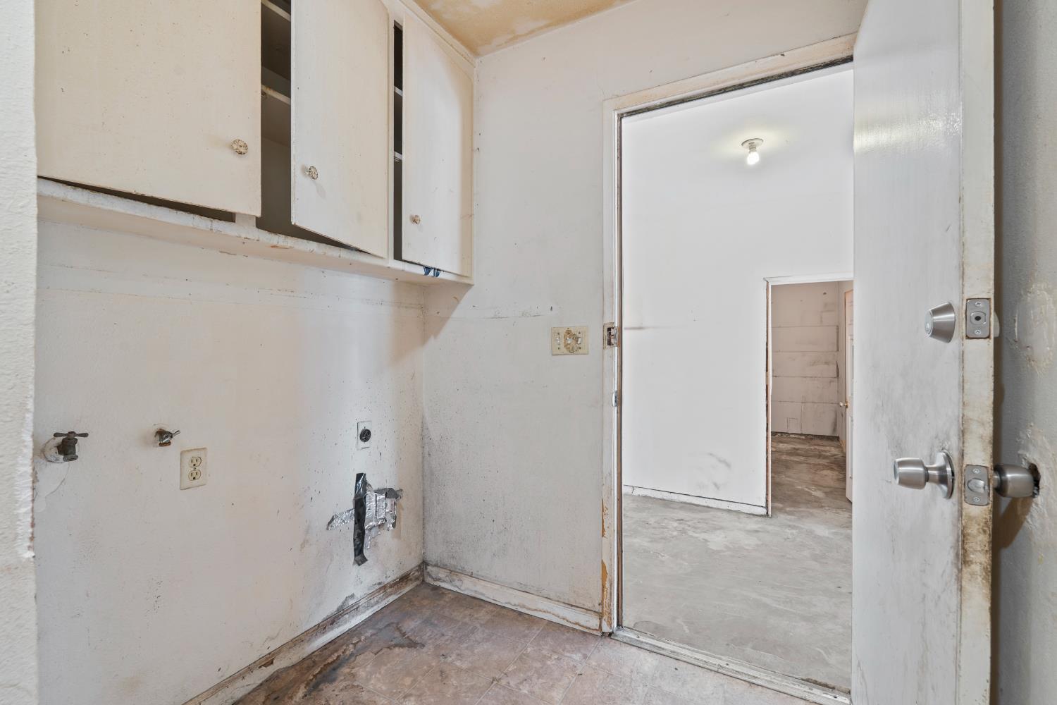 3460 Roselle Ave, Modesto, CA 95355
