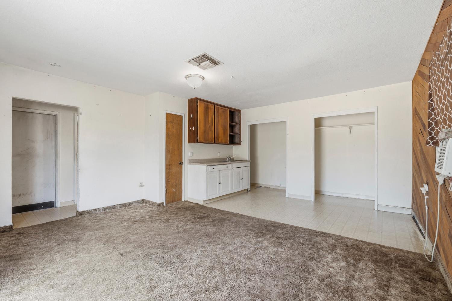 3460 Roselle Ave, Modesto, CA 95355