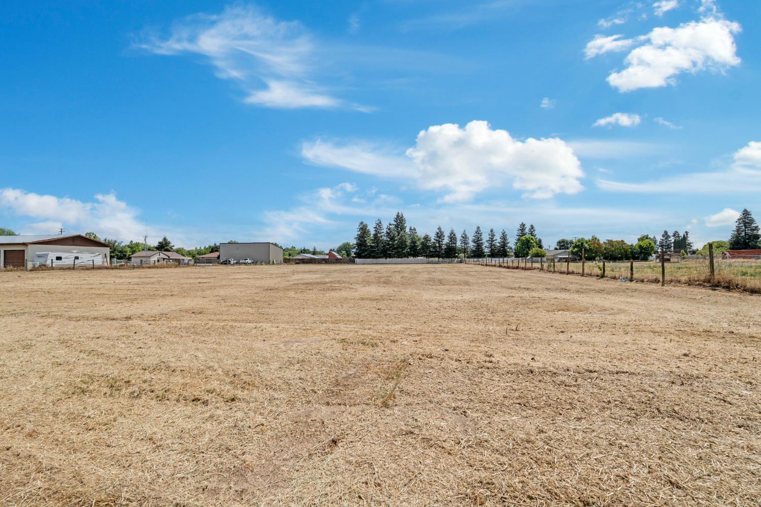 3460 Roselle Ave, Modesto, CA 95355
