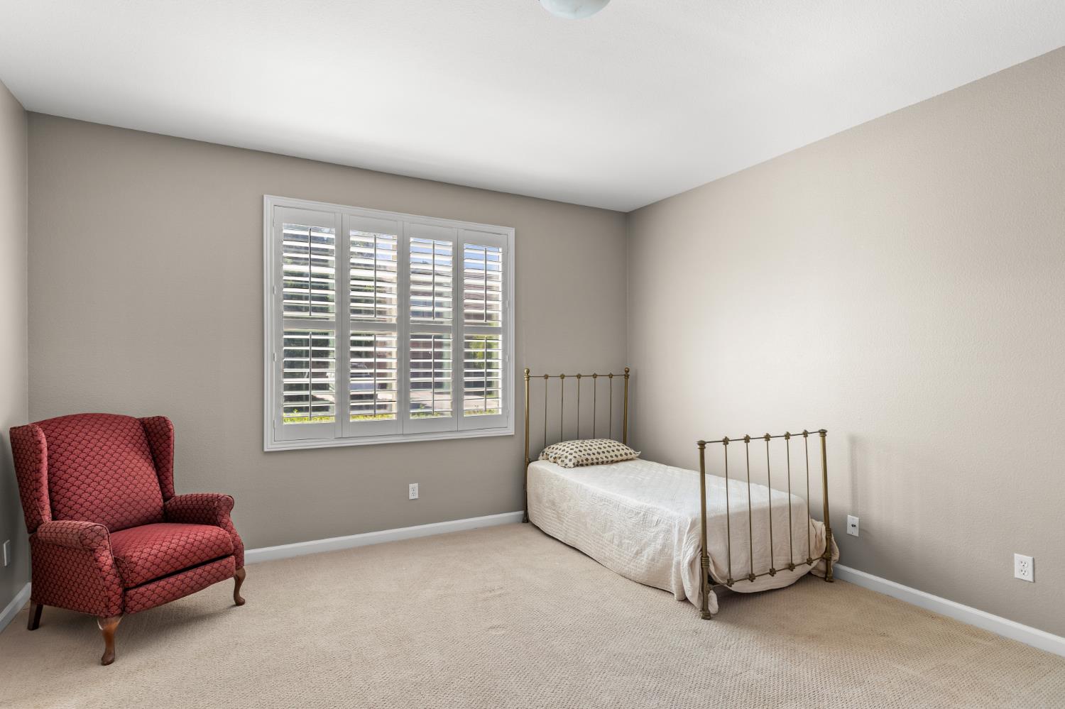639 Mt Rushmore Dr, Newman, CA 95360