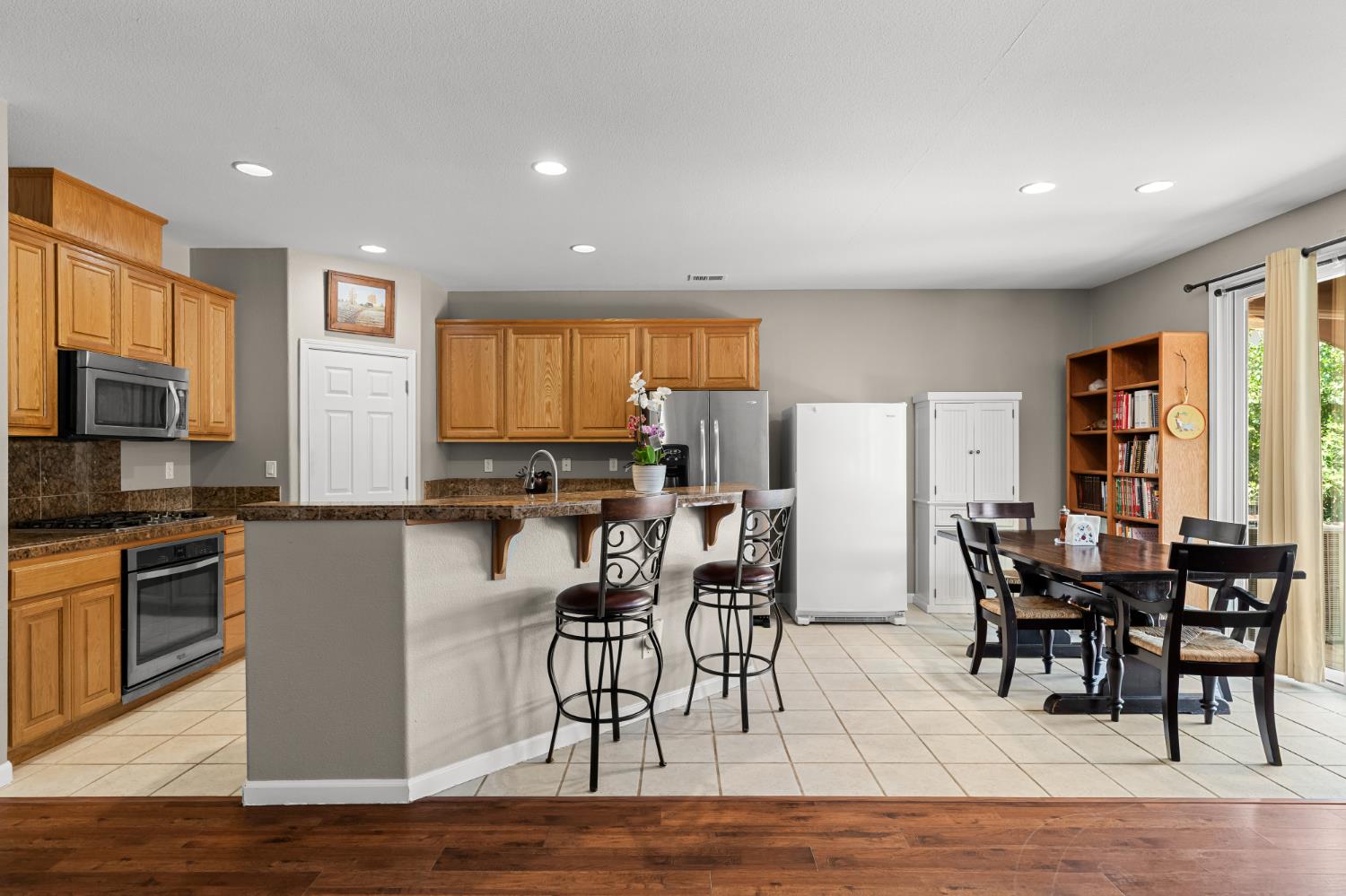 639 Mt Rushmore Dr, Newman, CA 95360