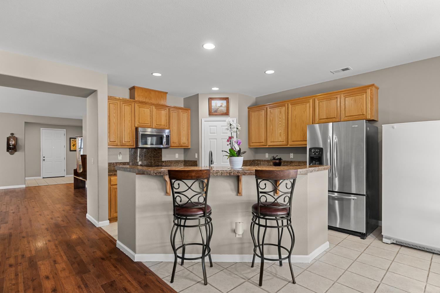 639 Mt Rushmore Dr, Newman, CA 95360