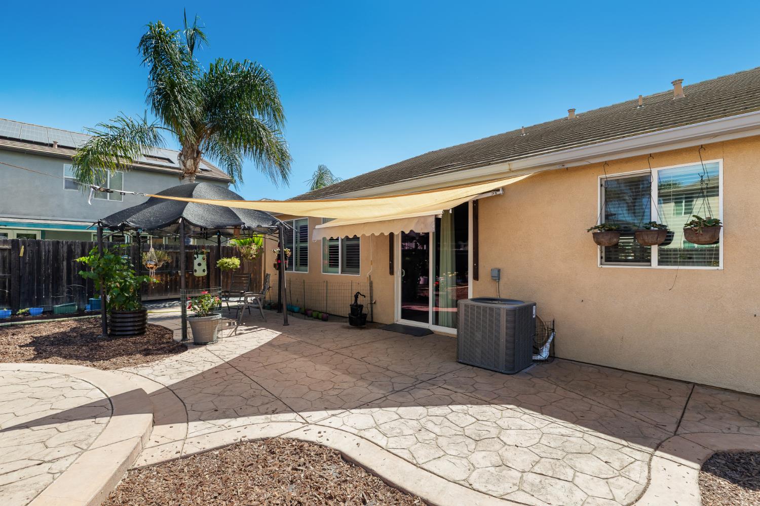 639 Mt Rushmore Dr, Newman, CA 95360