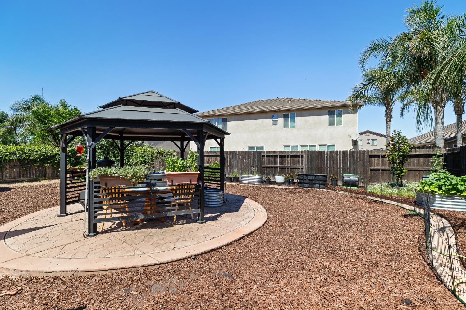 639 Mt Rushmore Dr, Newman, CA 95360