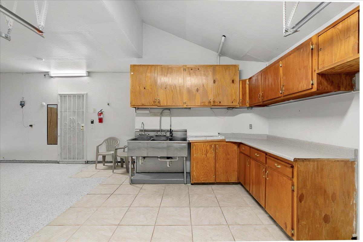 505 Redfield Ave, Modesto, CA 95357