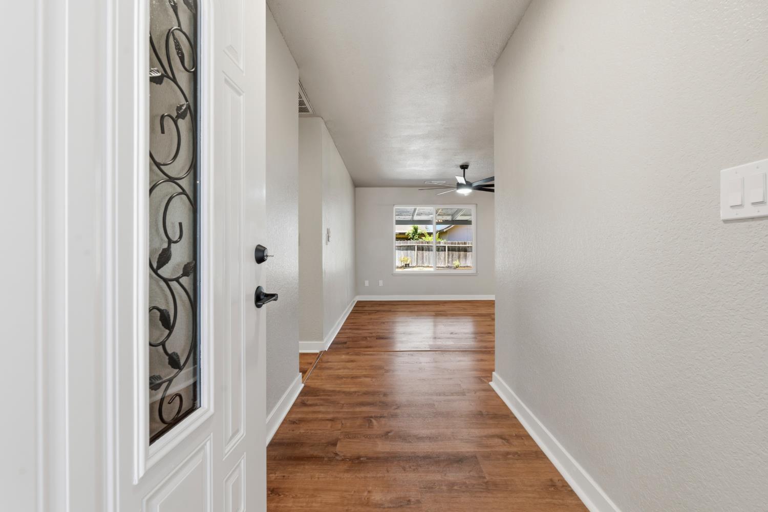 4105 Faith Ln, Modesto, CA 95355