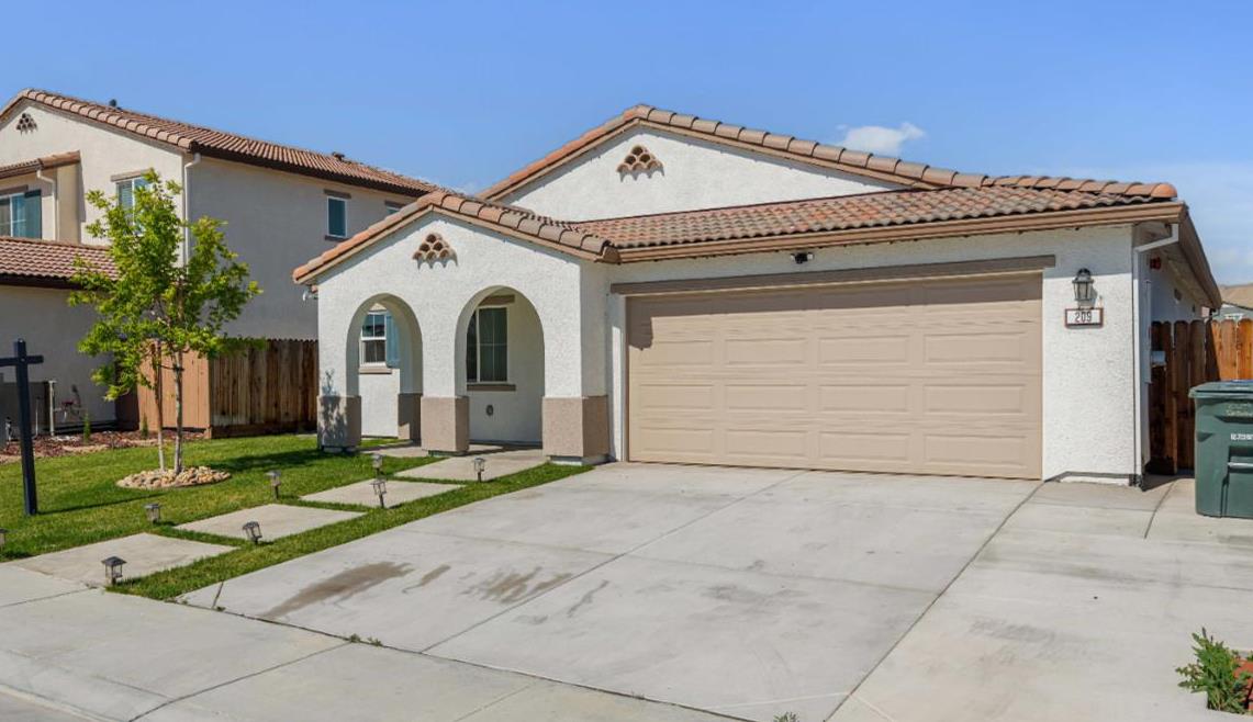 209 Dogwood Ranch Way, Patterson, CA 95363