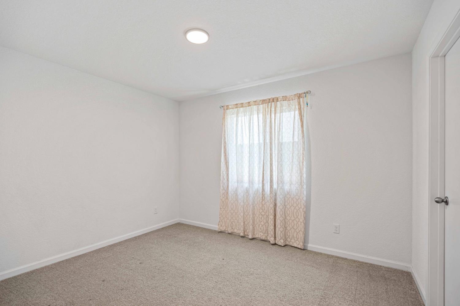 209 Dogwood Ranch Way, Patterson, CA 95363