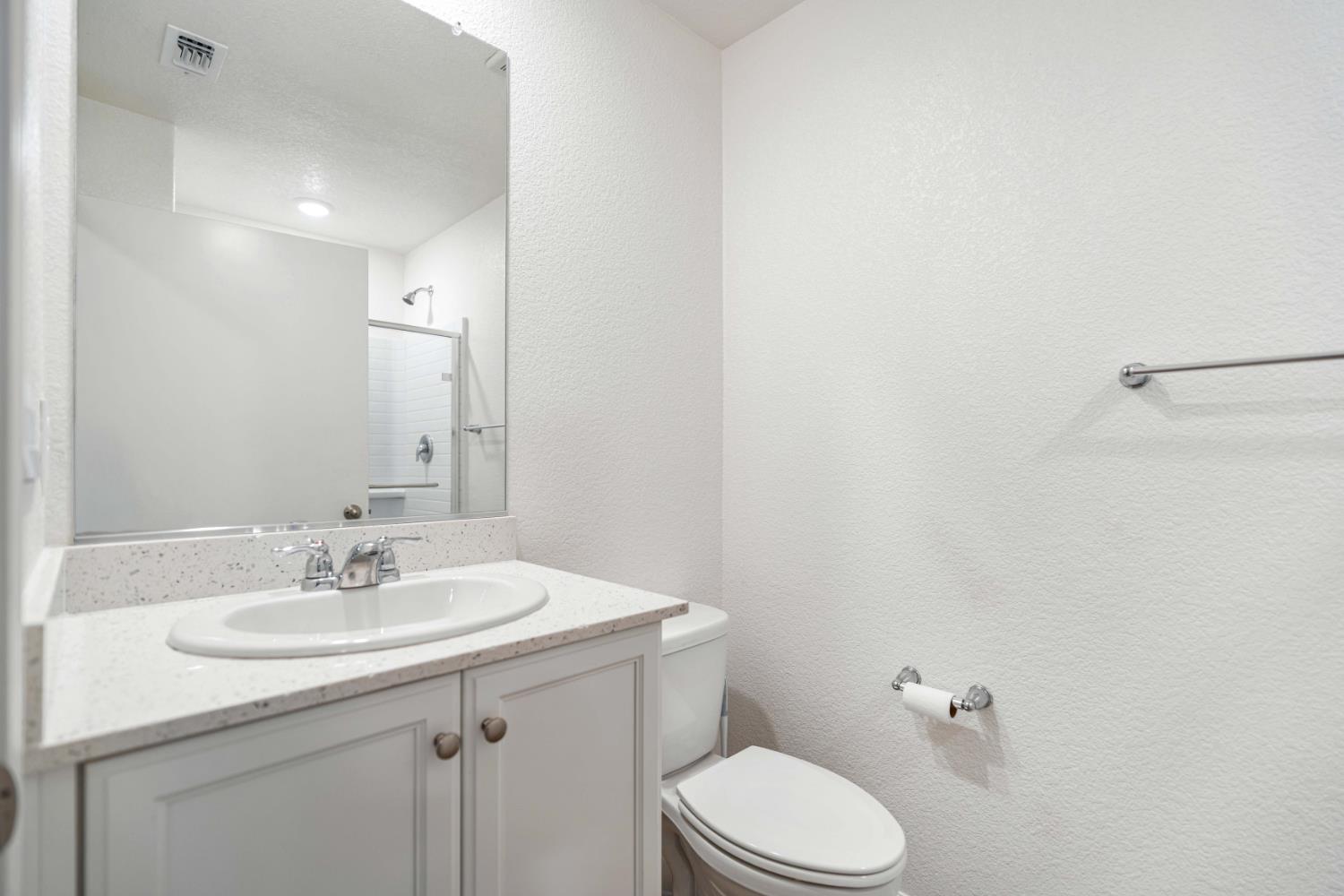 209 Dogwood Ranch Way, Patterson, CA 95363
