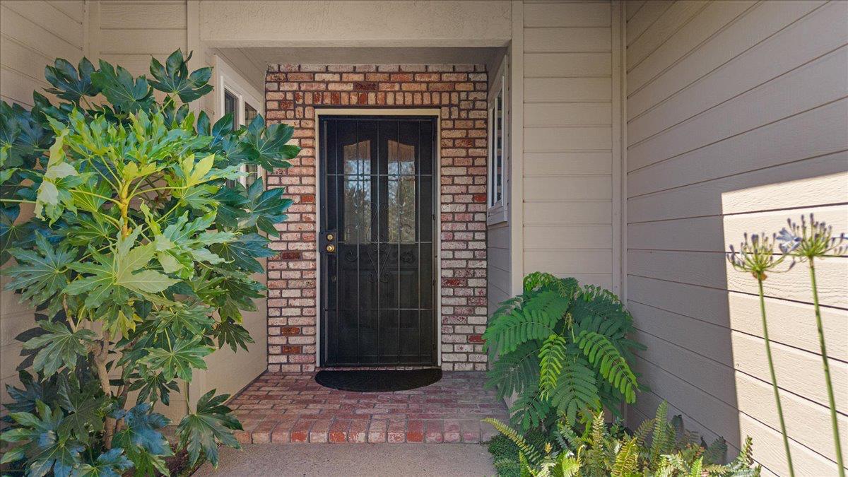 374 April Way, Manteca, CA 95336