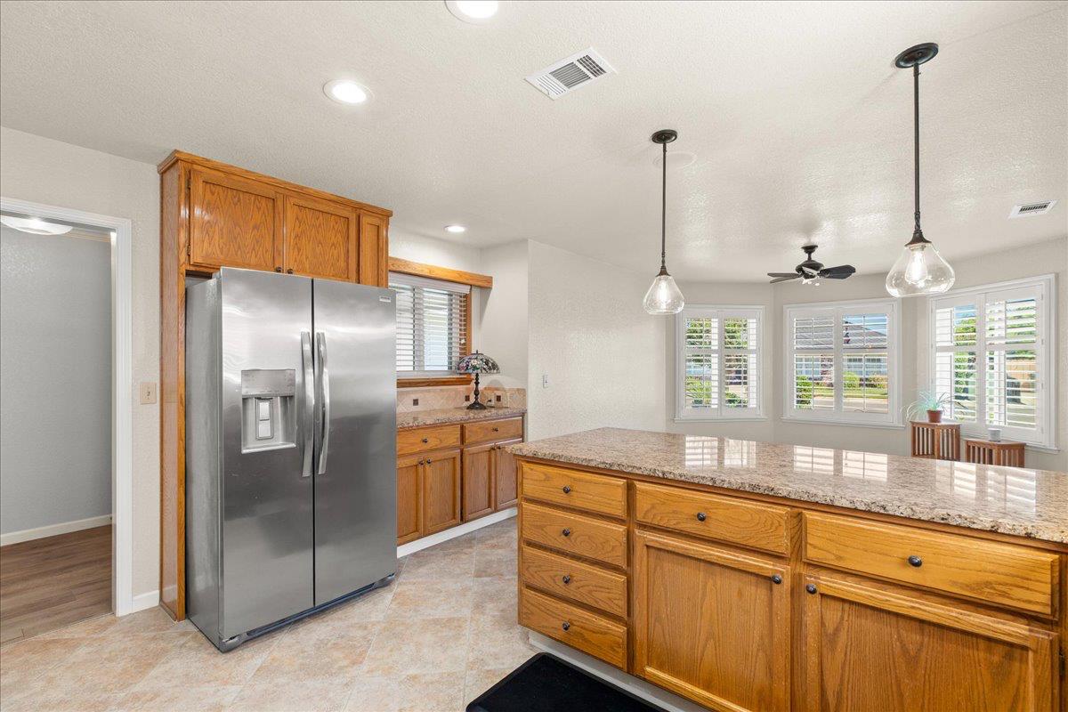 374 April Way, Manteca, CA 95336