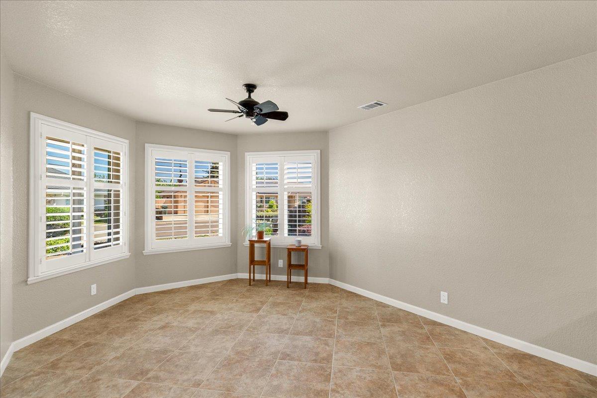 374 April Way, Manteca, CA 95336