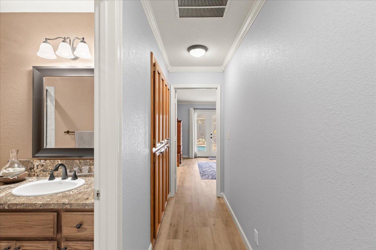 374 April Way, Manteca, CA 95336